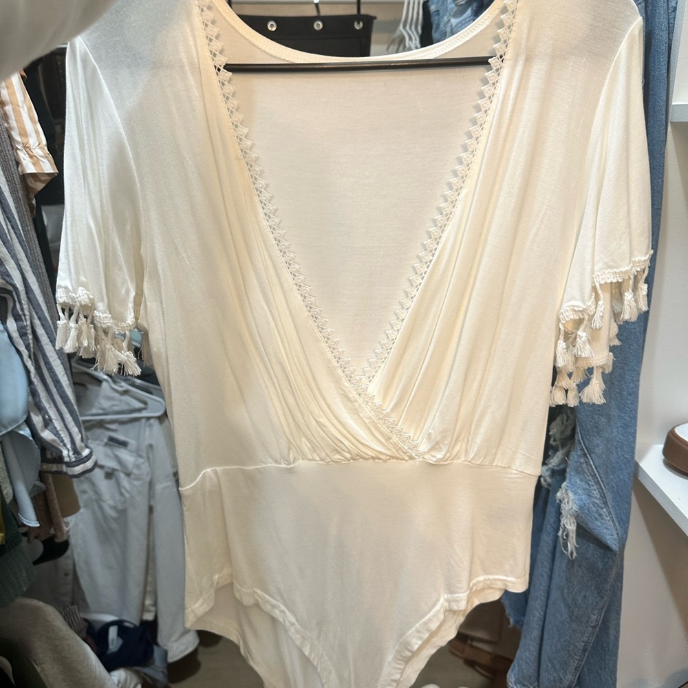 SHEIN White Tassel Sleeve bodysuit